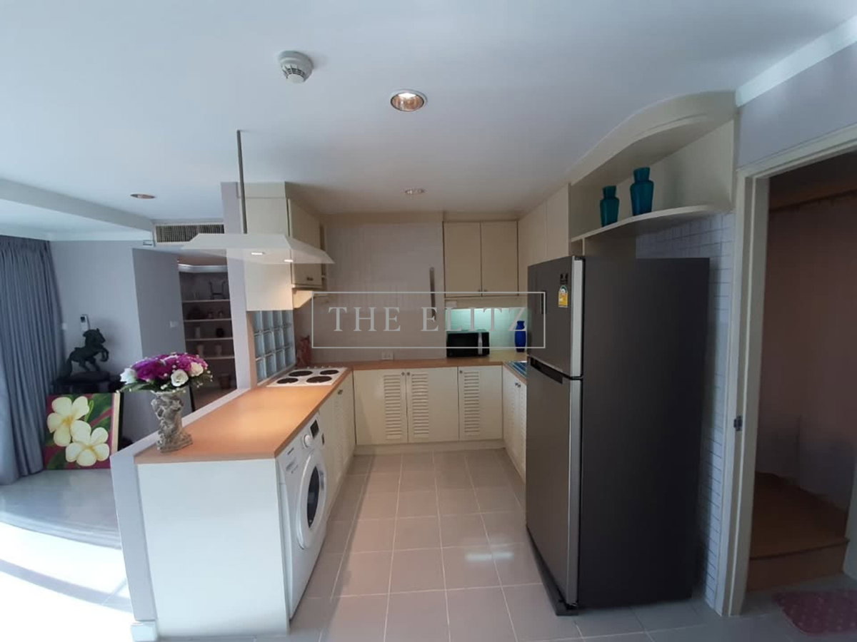 รูป ✨ Best Value in Sukhumvit! Spacious 2-Bedroom unit with abundant space in the core Sukhumvit area - perfect for a convenient lifestyle ✨ - รูปที่ 4/33