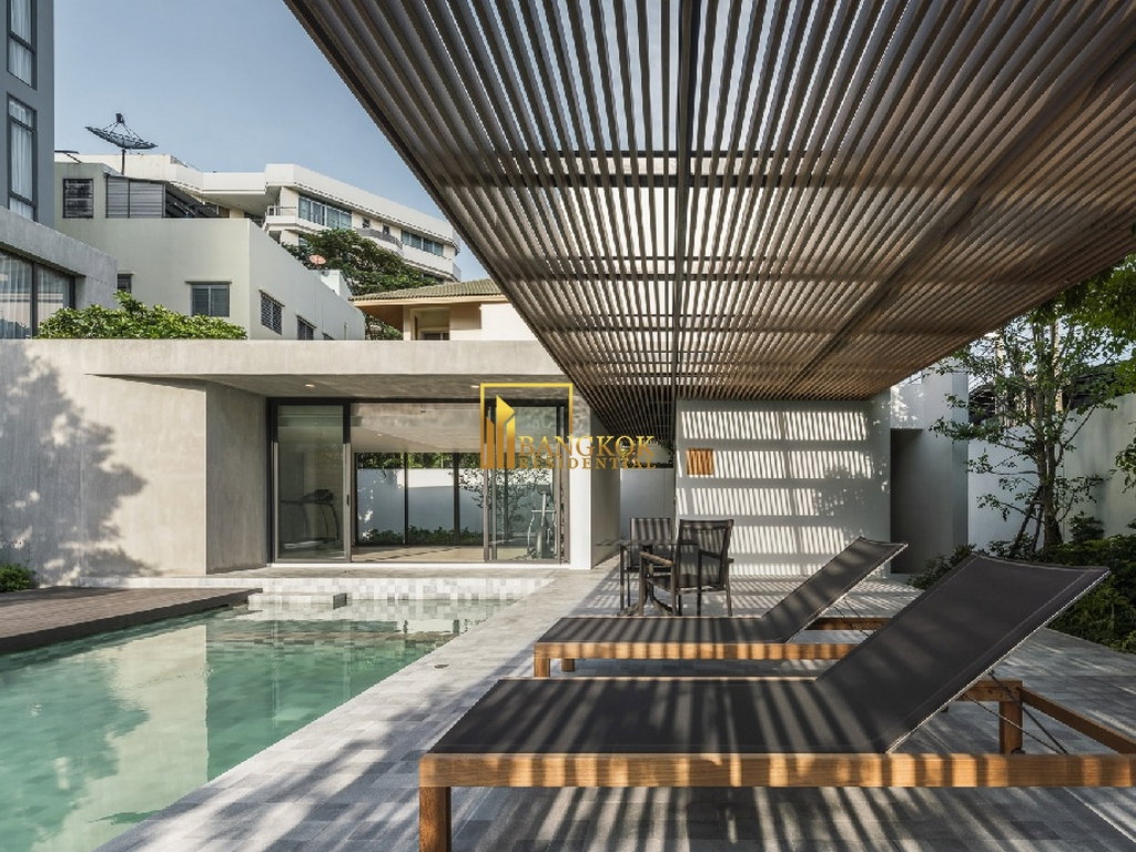 รูป Impressive 4 Bedroom Luxury Apartment in Phrom Phong - BR20742AP - รูปที่ 26/30