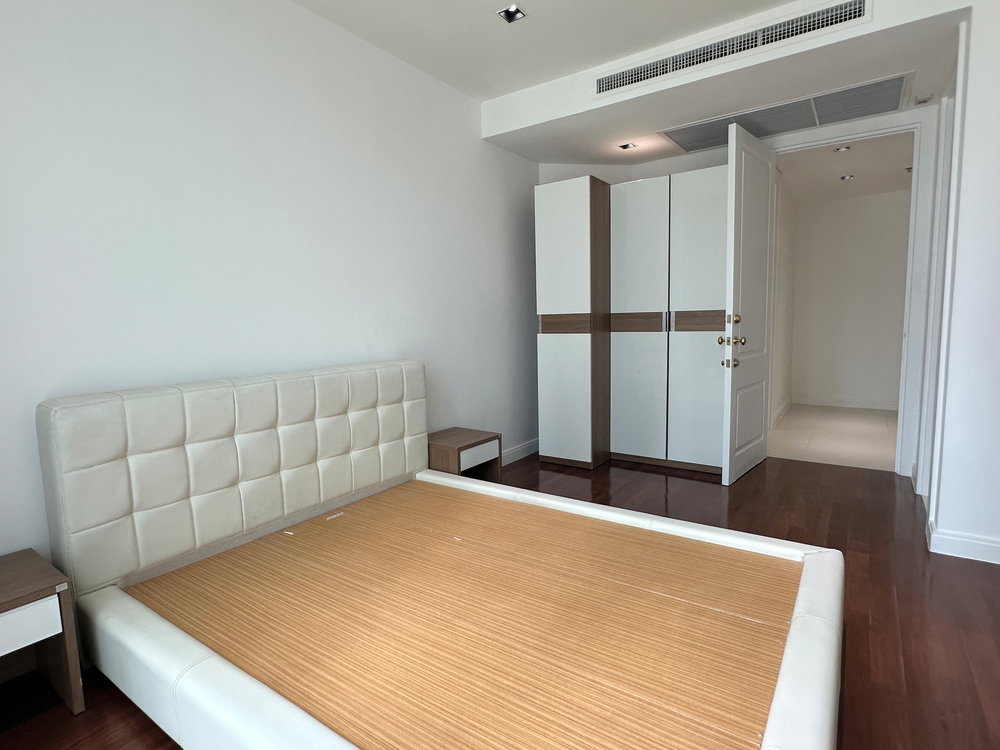 picture Athenee Residence  I Condo for Rent 3 Bed BTS Ploenchit - 20/24