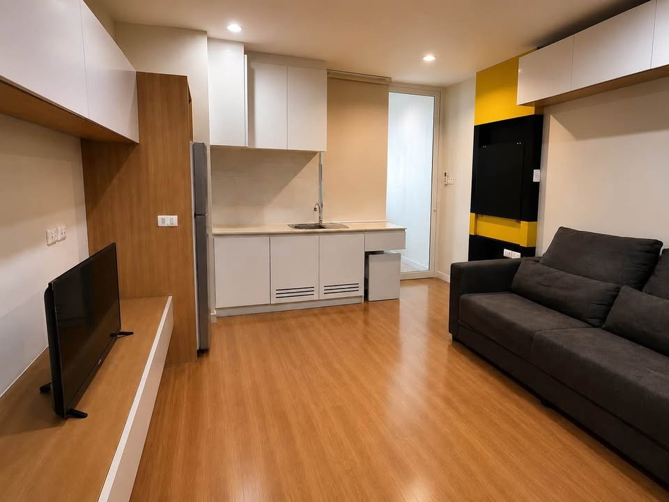 picture MRT Samyan 170 m. Condo Chamchuri Square Residence ( Rental ) Price  28,000 Baht - 1/8