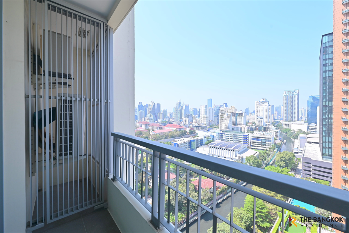 picture Q Asoke High-potential Location, Not as Expensive as You Think near MRT Phetchaburi Station - 3/10