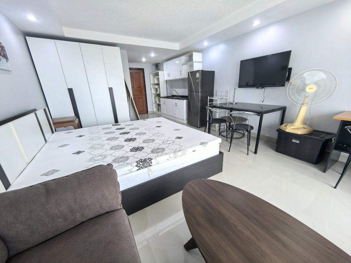 picture Pay 200 000 THB down, and move in! The rest in 2-20 years finance. - 3/17
