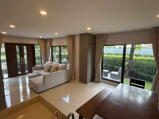 ให้เช่าบ้านเดี่ยว 4 ห้องนอน 240 ตร.ม. 80 ตร.ว. เดอะ ซิตี้ พัฒนาการ