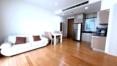 Condos for rent : 【Special Benefit】 🎁Emporium gift voucher 5,000B✨💰Rent: 55,000 THB/month　🏢39 by Sansiri  ✨2Bedroom • 80 sqm • 14th Floor 