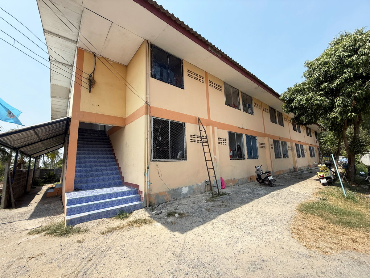 picture Land for sale with bus depot office and dormitory, spacious area, ready for use, Khlong Hok, Pathum Thani. - 10/12