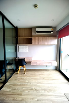 คอนโดให้เช่า : คอนโดเช่า Blossom condo สาทร ชั้น 8 ใกล้รถไฟฟ้า BTSสุรศักดิ์ 