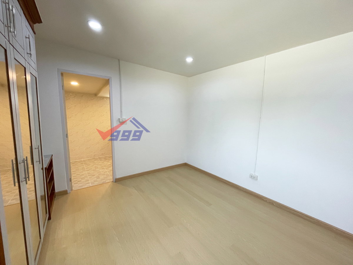 picture House for Rent - Chuan Chuen Bang Khen | 6 Bedrooms 255 sq.m. REF. 075HRK - 14/26