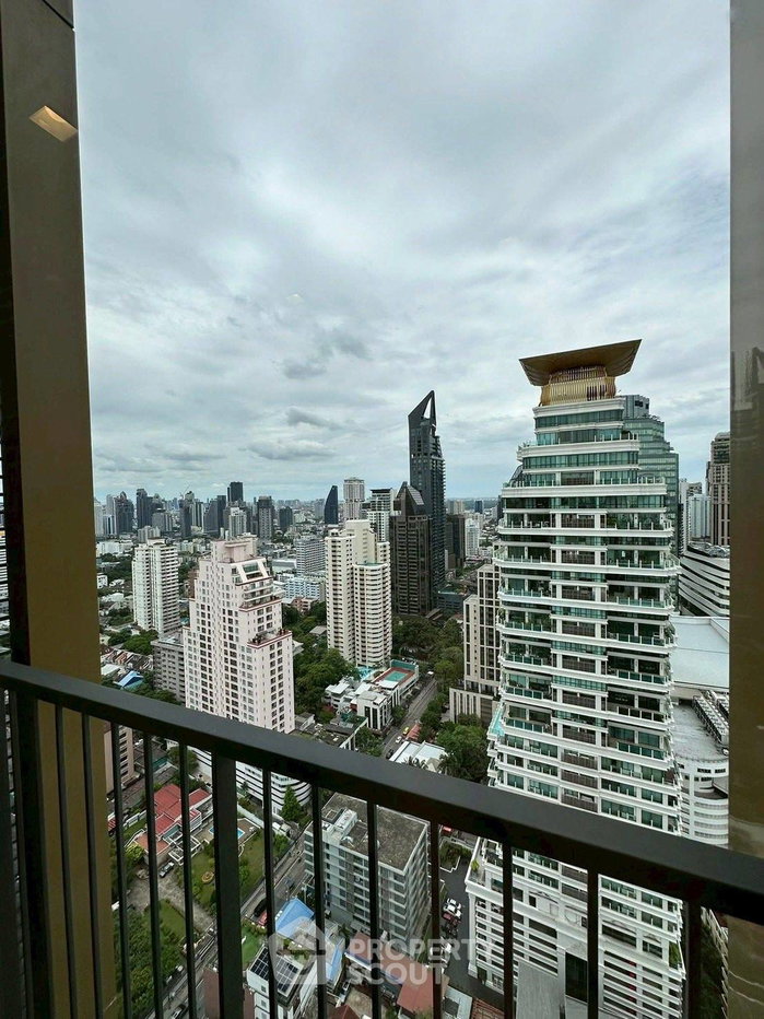 picture 2-BR Condo At Noble State 39, 35th-Floor, 60 Sqm, 400m to BTS Phrom Phong (ID 2324649) - 14/14