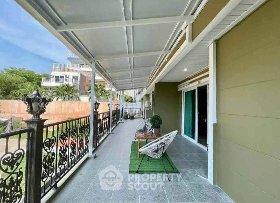 รูป คอนโด 2 ห้องนอน 66 ตร.ม. ที่สยาม โอเรียนทอล พัทยา ใกล้ทะเล เลี้ยงสัตว์ได้ (ID 3128944) - รูปที่ 10/12