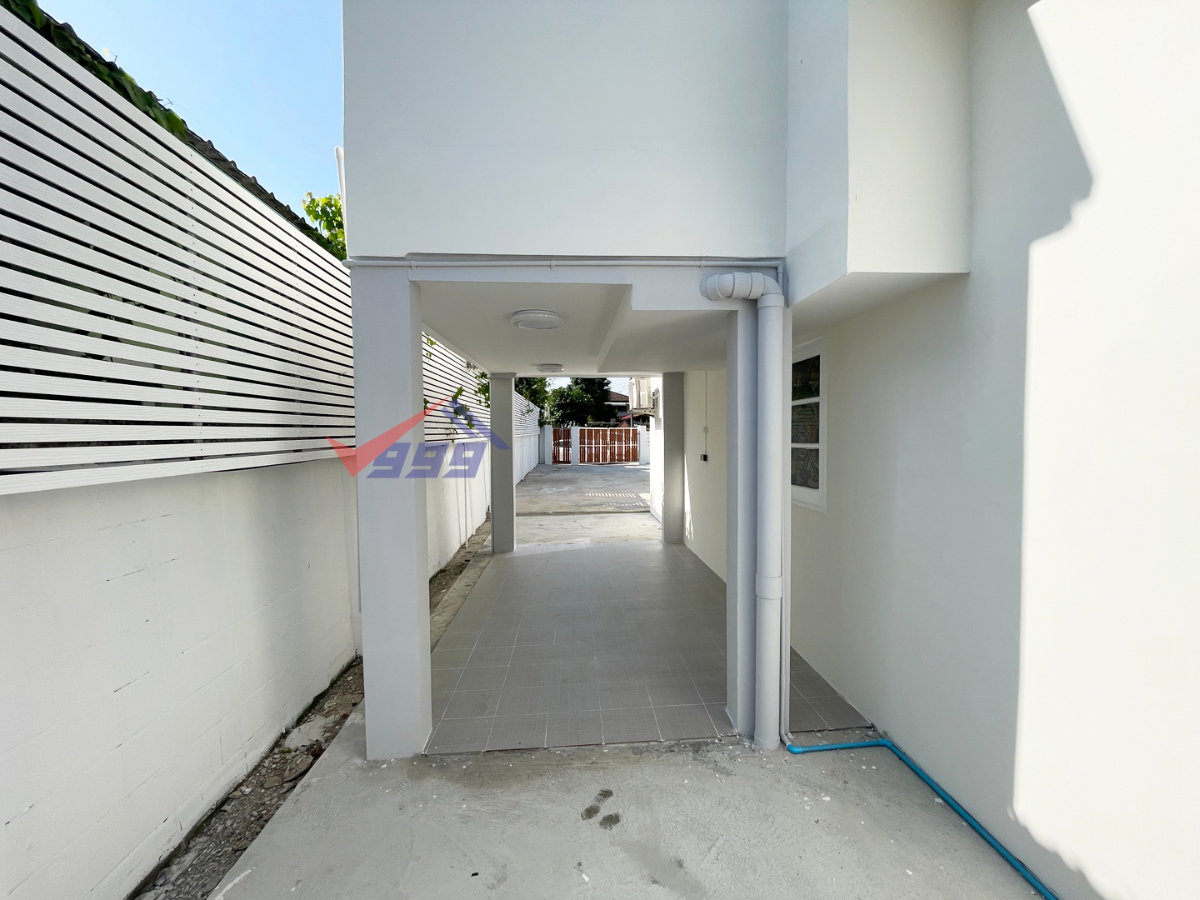 picture House for Rent - Chuan Chuen Bang Khen | 6 Bedrooms 255 sq.m. REF. 075HRK - 25/26