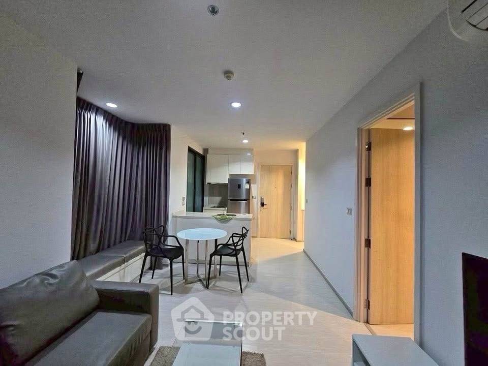 รูป คอนโด 1 ห้องนอน 49 ตร.ม. ให้เช่า Rhythm Sukhumvit 42 ใกล้ BTS เอกมัย 200 ม. (ID 2374313) - รูปที่ 1/6