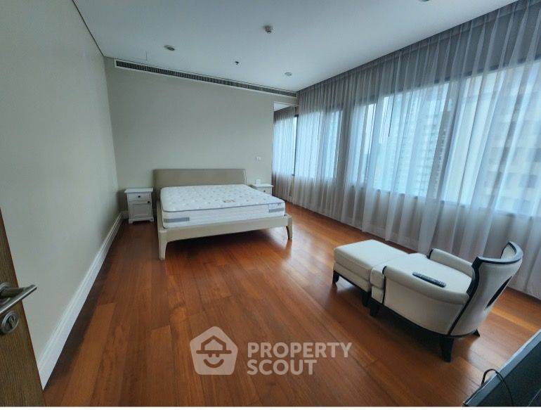 รูป คอนโด 6 ห้องนอน Bright Sukhumvit 24 ชั้น 23 ใกล้ BTS พร้อมพงษ์ (ID 3127572) - รูปที่ 9/21