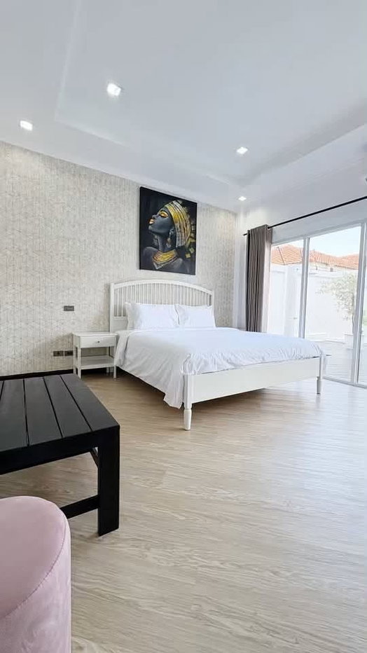 picture Pool Villa for Sale Pratumnak Pattaya Prime Location - 8/13