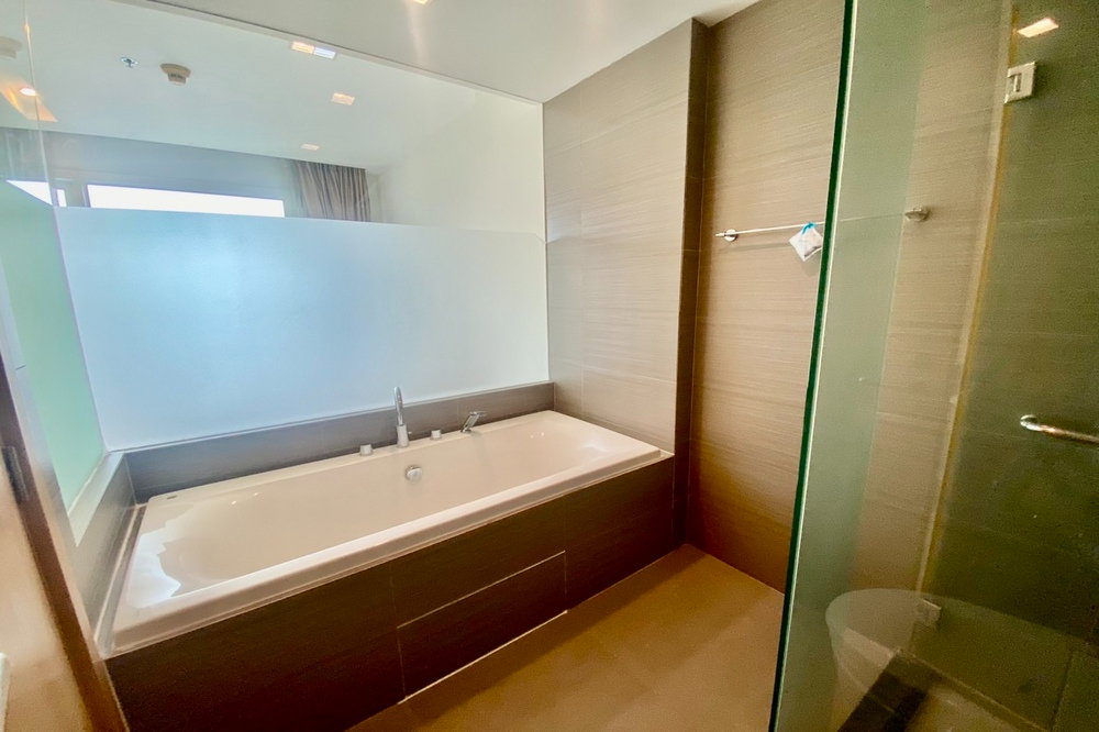 รูป 🔥 สำหรับขาย !!🔥 Code C20230204169..........Siri At Sukhumvit, 2 ห้องนอน, 2 ห้องน้ำ, ห้องทิศใต้, วิวสระ, แต่งครบ, ราคาพิเศษ!!📣📣 - รูปที่ 10/11