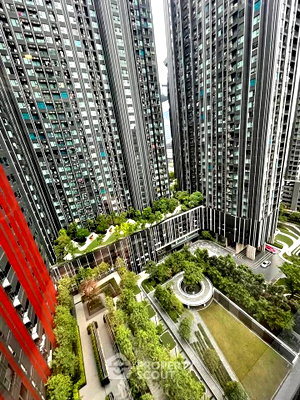 Condos for rent : 1-BR Condo At Life Asoke Hype, 17th-Floor, 400m to ARL Makkasan (ID 3129861)