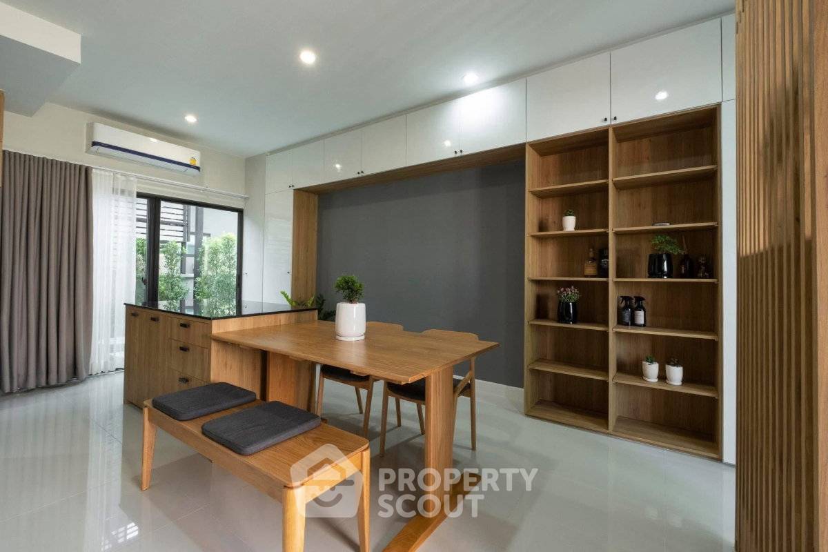 รูป ทาวน์โฮม 3 ห้องนอน ให้เช่า โครงการ บ้านกลางเมือง พระราม 9-กรุงเทพกรีฑา ใกล้สนามบินสุวรรณภูมิ (ID 3128499) - รูปที่ 3/7