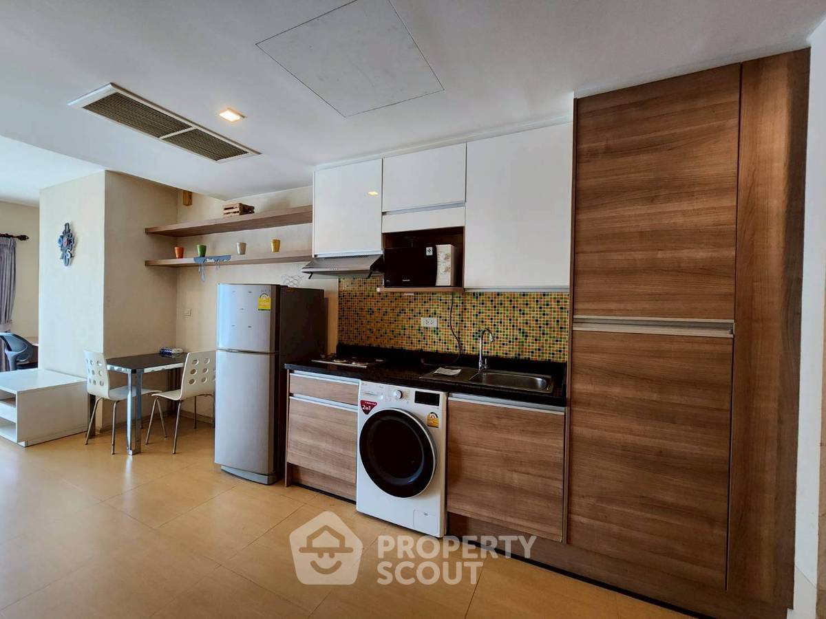 picture 1-BR 50 Sqm Condo At Noble Remix, 100m to BTS Thong Lor (ID 3127602) - 8/17