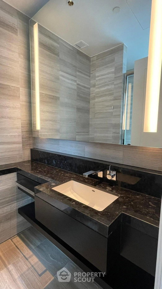 picture 3-BR 192 Sqm On 30th Floor At Four Seasons Private Residences, BTS Saphan Taksin (ID 851322) - 12/15