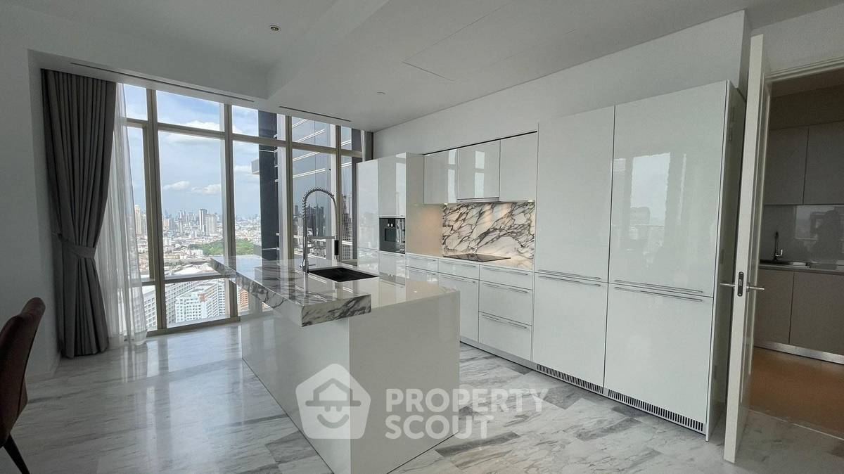 picture 3-BR 192 Sqm On 30th Floor At Four Seasons Private Residences, BTS Saphan Taksin (ID 851322) - 8/15