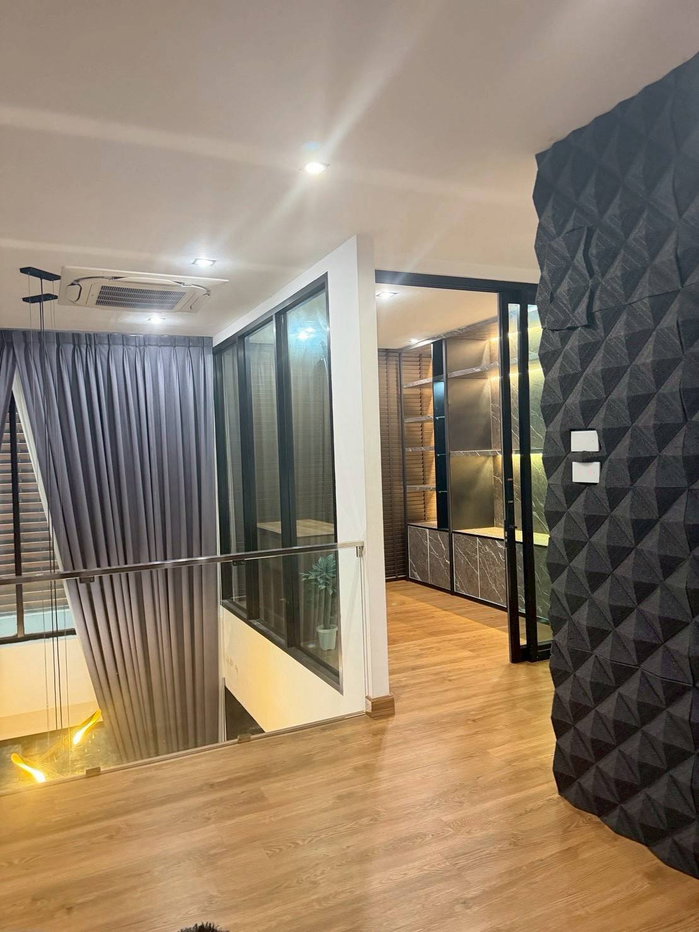 picture Three-storey townhouse for sale ✦ Selling price: THB 4.7 Million - 14/43