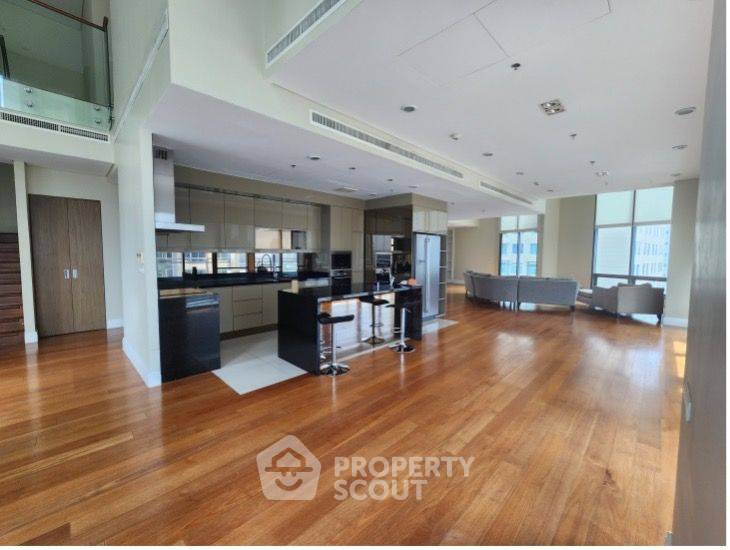รูป คอนโด 6 ห้องนอน Bright Sukhumvit 24 ชั้น 23 ใกล้ BTS พร้อมพงษ์ (ID 3127572) - รูปที่ 3/21
