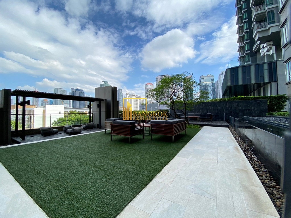 picture The Crest Sukhumvit 34 | Beautiful 3 Bedroom Duplex Condo in Thonglor - BR13395CD - 27/31