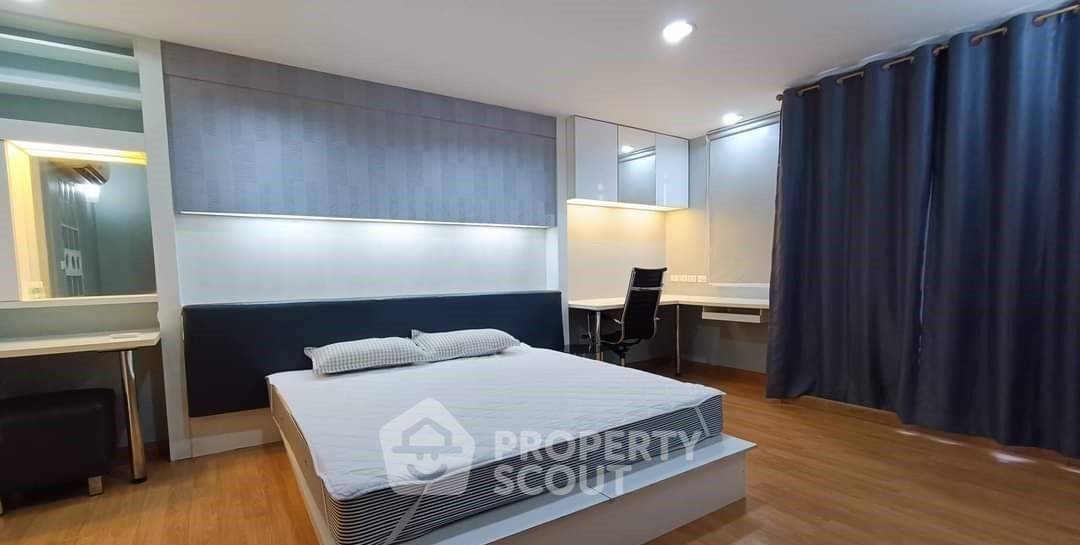 picture Well-Priced 2-BR 71 Sqm Condo At The Link Sukhumvit 50, 200m to BTS On Nut (ID 1001877) - 7/18
