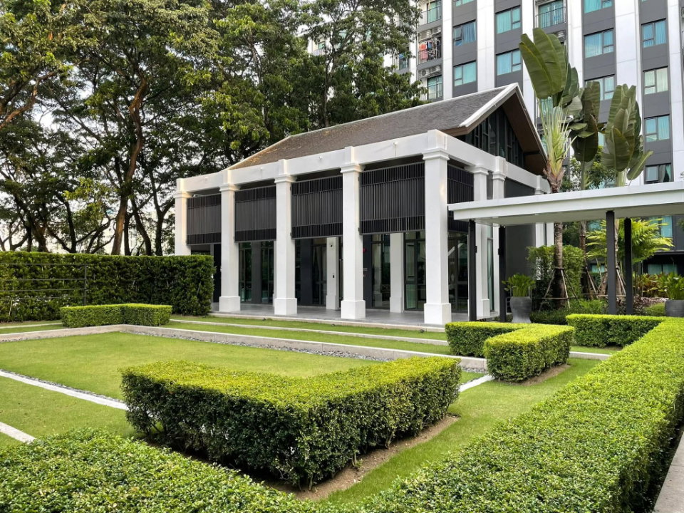รูป POS เอสเซ็นท์ พาร์ควิลล์ ห้องวิวสวน ห้องสวย บรรยากาศร่มรื่น เฟอร์นิเจอร์ครบ ทำเลติดห้างเซ็นทรัล - รูปที่ 10/15
