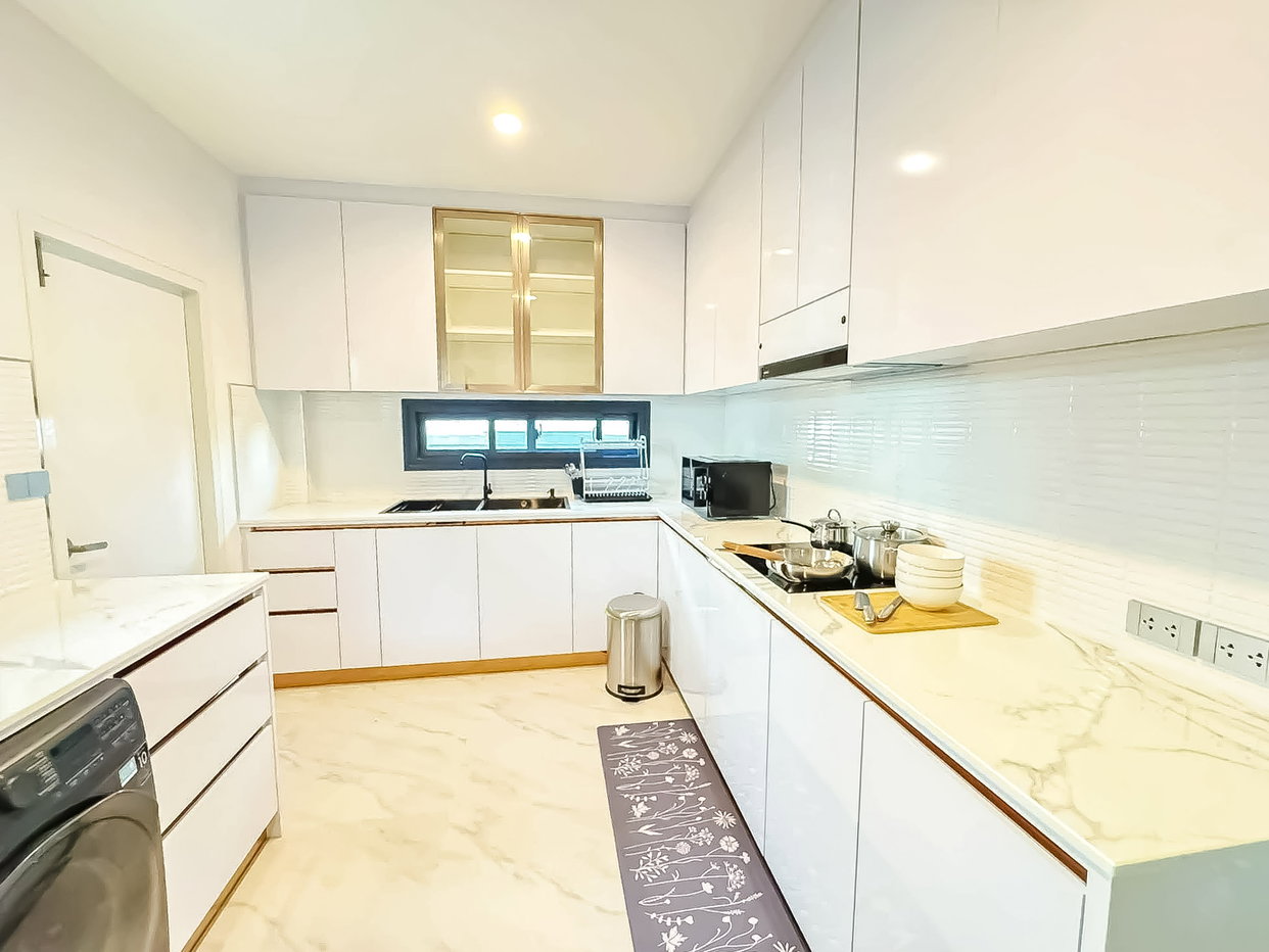 picture Luxury House for Rent Thung Klom Tan Man East Pattaya 3Bed - 6/12