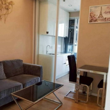 The Saint Residences ห้าแยหลาดพร้าว 15,000บาท ห้องมุม สวย พร้อมอยู่!!!