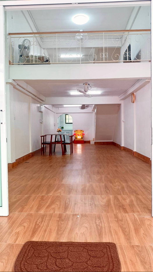รูป ให้เช่าบ้านทาวน์โฮม 3 ชั้น ครึ่ง - รูปที่ 13/16