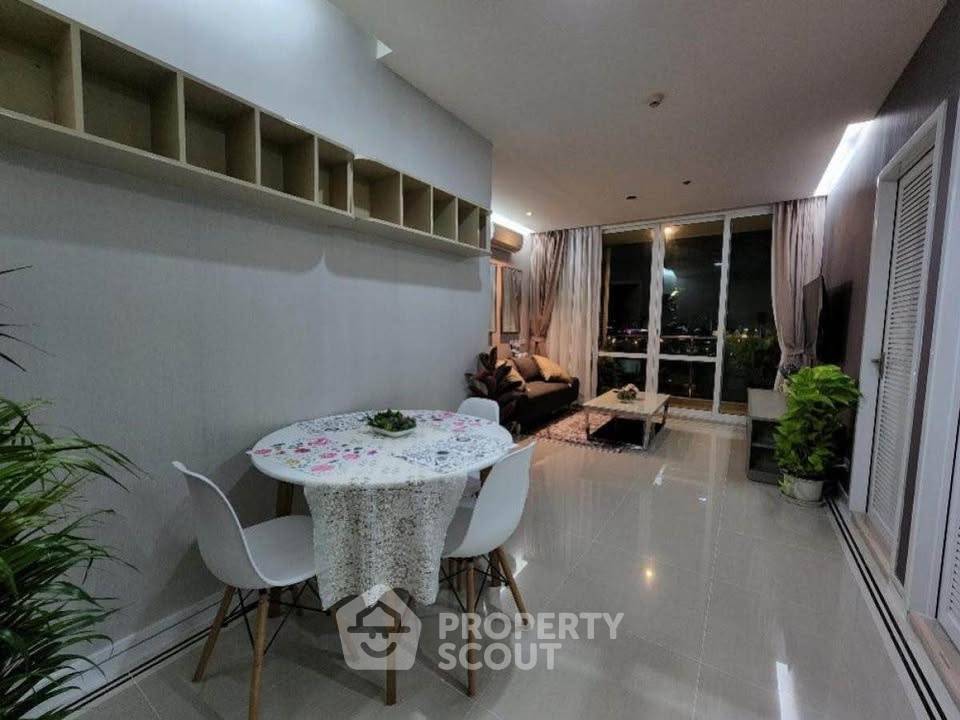 picture 2-BR Condo T.c. Green Rama 9 Near MRT Phra Ram 9, 10th-Floor 57 Sqm (ID 2507849) - 2/6