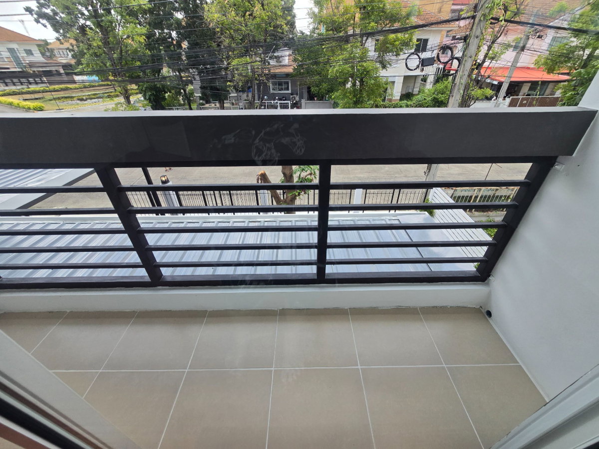 รูป บ้านเดี่ยวหลังใหญ่ ทำเลดี กว้างขวาง รีโนเวทใหม่ทั้งหมด เฟอร์นิเจอร์สวยพร้อมอยู่ ม.แลนซีโอ รามคำแหง-วงแหวน  ถ.เคหะร่มเกล้า64  คลองสองต้นนุ่น ลาดกระบัง - รูปที่ 31/37