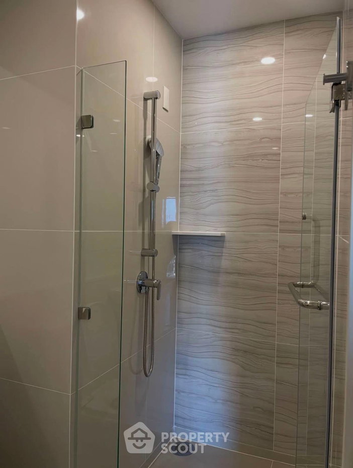 picture 1-BR Condo At LIFE Rama 4 - Asoke, 17th Floor, 400m MRT Queen Sirikit (ID 3129423) - 8/18