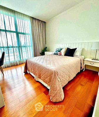 คอนโดให้เช่า : คอนโด 1 ห้องนอน 66 ตร.ม. เช่า Chatrium Riverside ใกล้ BTS สะพานตากสิน (ID 3129184)
