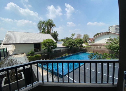 URGENT SALE! Living Nest Ladprao 44 Condo — Near Phawana BTS