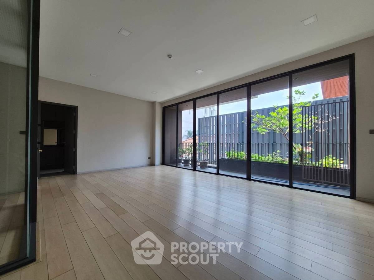 รูป ขายคอนโด 2 ห้องนอน Kalm Penthouse บางกะปิ ห้วยขวาง 115.98 ตร.ม. ชั้น 2 (ID 3127764) - รูปที่ 9/24