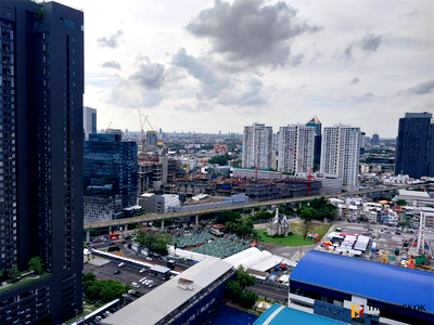 Condos for sale : The Line Phahonyothin Park near BTS Phahonyothin 24 Beautiful Room, Good Condition