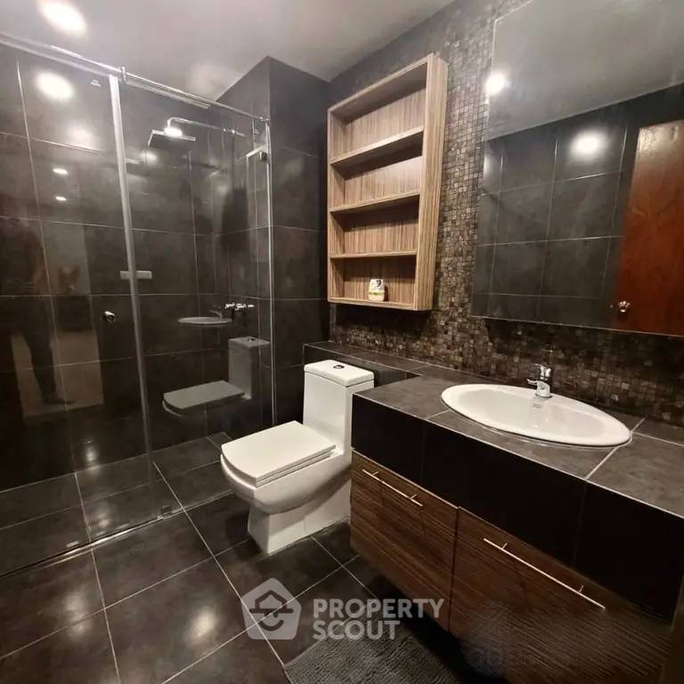picture 2-Bed Condo For Rent At Baan Phrom Phong, Near MRT Phetchaburi (ID 1930423) - 8/19