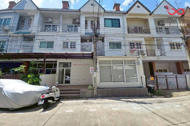 6-bed townhouse for sale, 34 sq wah, Ketnutchermine
