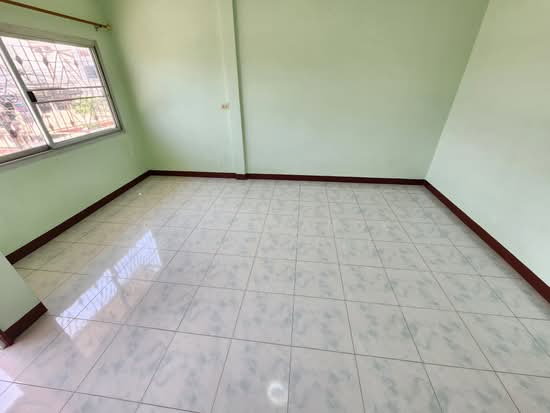 รูป ทาวน์เฮ้าส์ 2ชั้น ติดถนน เพชรเกษม112 ที่ดิน 24 ตรวา. 2ห้องนอน 2ห้องน้ำ - รูปที่ 19/34
