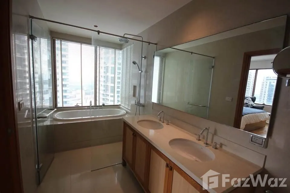 picture Luxury Residence in the Heart of Phrom Phong 6615447 - 10/13