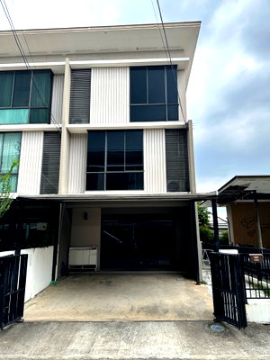 เช่าทาวน์โฮม สวนสยาม : 🏡✨ ให้เช่าทาวน์โฮมหลังมุม พร้อมอยู่ พฤกษาวิลล์ 81 รามคำแหง–เสรีไทย