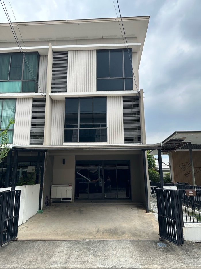 รูป 🏡✨ ให้เช่าทาวน์โฮมหลังมุม พร้อมอยู่ พฤกษาวิลล์ 81 รามคำแหง–เสรีไทย - รูปที่ 1/16