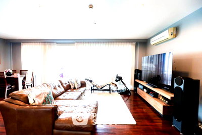 Condos for sale : 3-BR 177 Sqm Condo At Baan Saraan, Phrom Phong Near MRT Phetchaburi (ID 3128546)