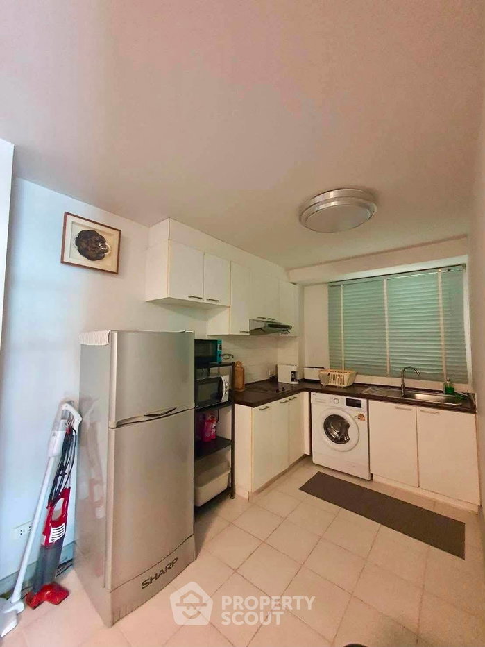 picture 1-BR Condo For Rent, 49 Plus, 58 Sqm, Near BTS Phrom Phong (ID 3127109) - 7/8