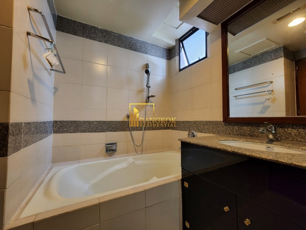 รูป President Park | Charming 3 Bedroom Property in Phrom Phong - BR14462CD - รูปที่ 28/44