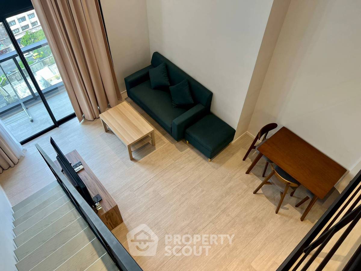 picture High-Floor 1-BR 47 Sqm The Lofts Silom, 400m to BTS Surasak (ID 3127098) - 5/16