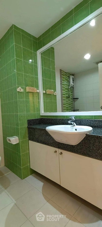 picture Well-Priced 2-BR 71 Sqm Condo At The Link Sukhumvit 50, 200m to BTS On Nut (ID 1001877) - 11/18