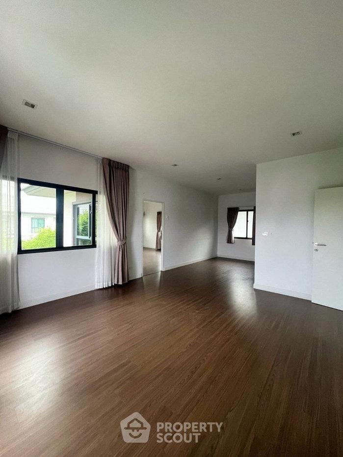 รูป บ้าน 4 ห้องนอน ให้เช่า บุราสิริ วงแหวน-อ่อนนุช ใกล้สนามบินสุวรรณภูมิ (ID 3123736) - รูปที่ 2/4